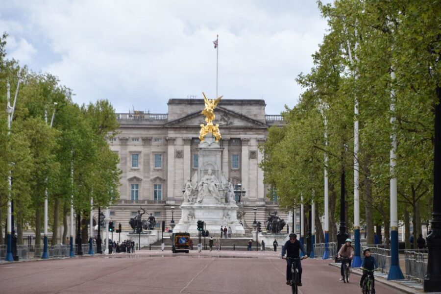 London: Private Beatles Taxi Tour - Key highlights worth planning around