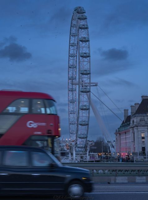 London: Private Black Cab Night Tour with Hotel Pick Up - Piccadilly Circus and the London Eye: Big Signals in One Ride