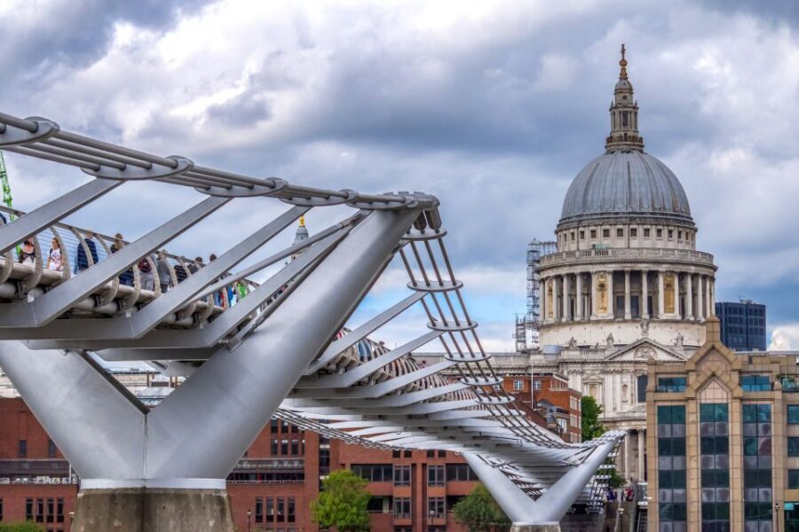 London: Private City Kickstart Walking Tour - Key moments that make this tour work