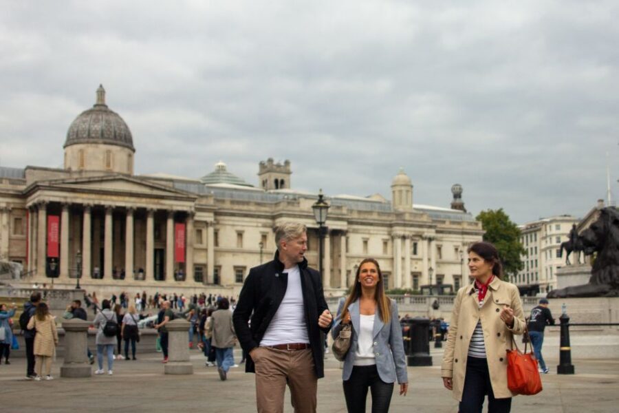 London: Private Personalized Tour with a Local Host - Westminster the local way: politics plus street style