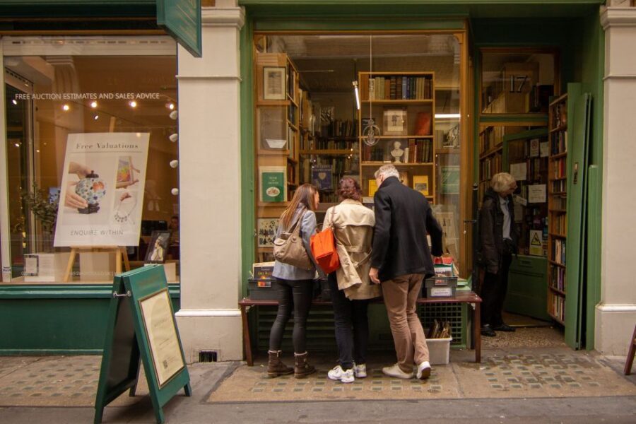 London: Private Personalized Tour with a Local Host - Who should book this private London host tour