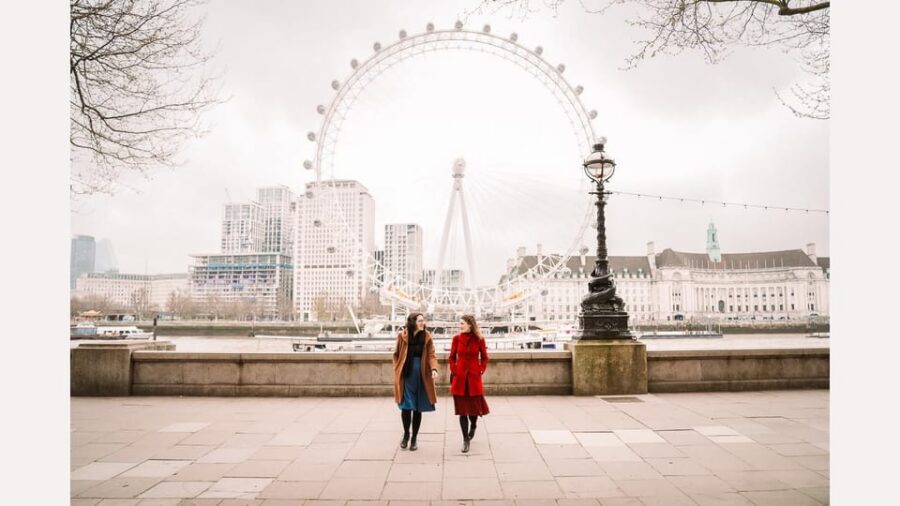 London: Private Photography with Professional Photographer - A 1-hour private photo walk that saves you from the usual stress