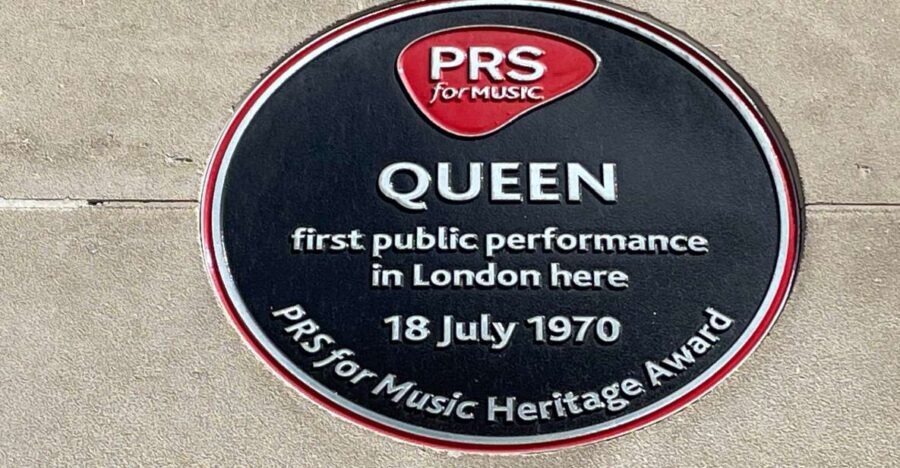 London: "Queen" Highlights Walking Tour - Queen Highlights on Foot: What You Actually See and Why It Matters