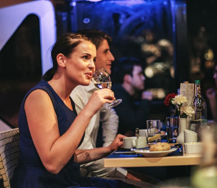 London: River Thames Dinner Cruise - Your 3-hour evening flow: drink, dinner, then music and dance