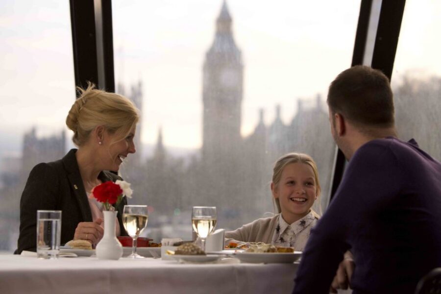 London River Thames Lunch Cruise - The Thames lunch cruise as a London shortcut