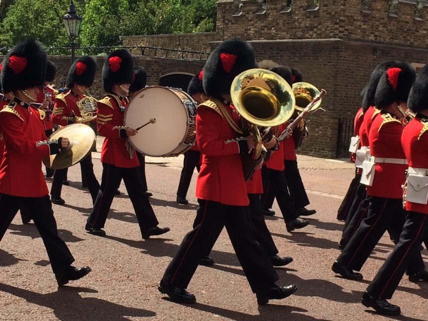 London: Royalty Walking Tour with Changing of The Guard - Parliament Square and Westminster Abbey area finish energy