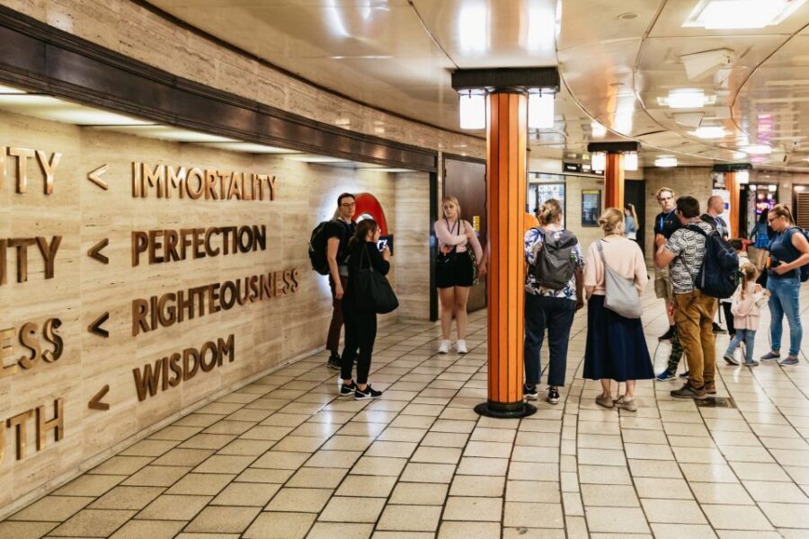 London: Secrets of the London Underground Walking Tour - Price and logistics that affect the real cost