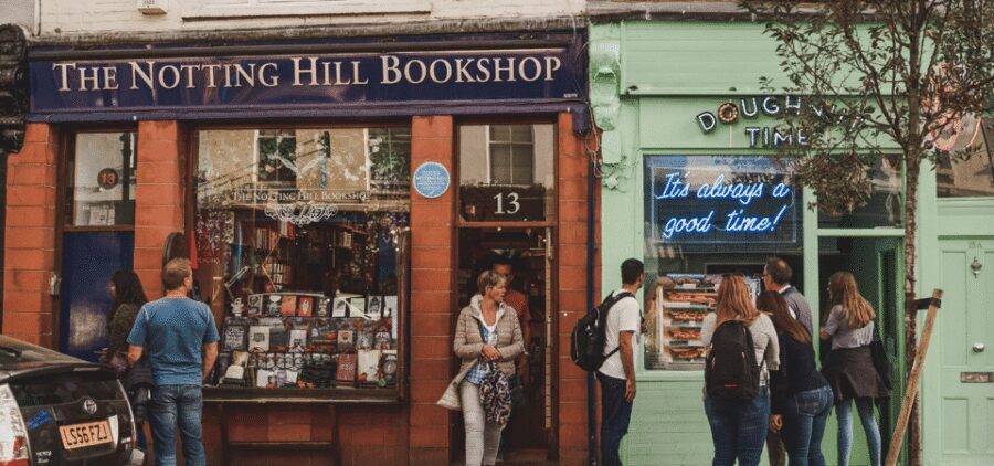 London: Self-Guided Notting Hill Walking Tour with an APP - Denbigh Terrace to Elgin Crescent: spotting the recognizable looks