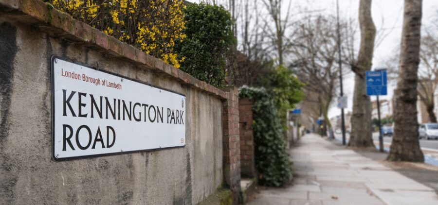 London: Self-Guided Notting Hill Walking Tour with an APP - Finishing at Westbourne Park Station with a clearer sense of the area