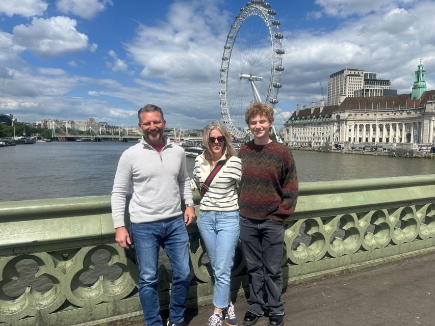 London: Sightseeing Black Cab Tour with Hotel Pickup - Tower of London to Westminster: the royal-and-power core of central London