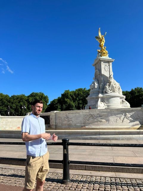 London: Sightseeing Tour - in clear, slow English - St James’s Park: Pelicans, Palace Views, and a Reset from Crowds