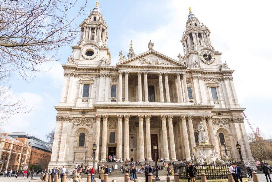 London: St Paul's Cathedral Entry Ticket - Guided Talks and 60-Minute Tours: When the Extra Story Time Is Worth It