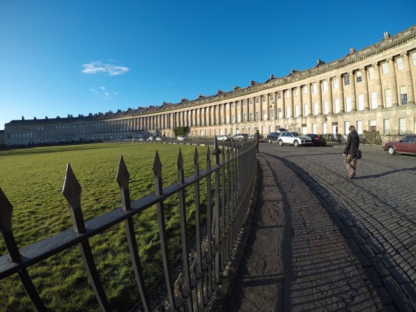 London: Stonehenge, Stratford-Upon-Avon, and Bath Day Trip - Shakespeare’s Schoolroom and Guildhall: Tudor lesson plus hands-on practice