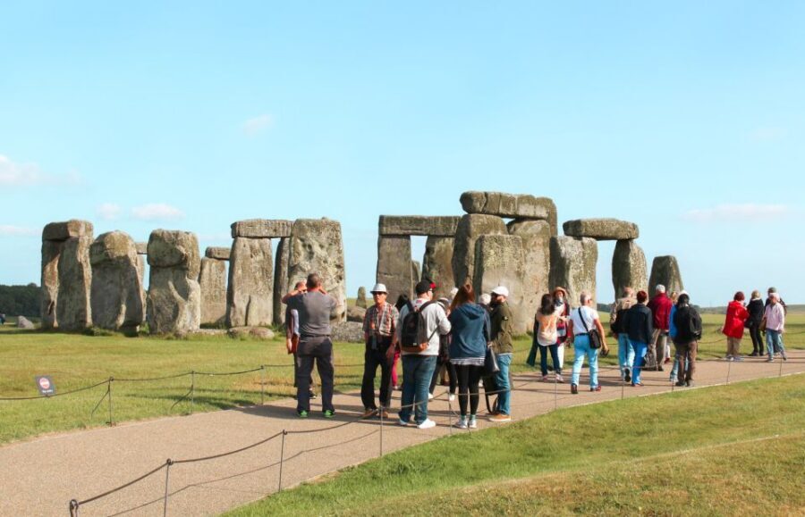 London: Stonehenge, Windsor, and Bath Day Trip by Bus - Stonehenge at Salisbury Hill: the photos, the lines, and the why