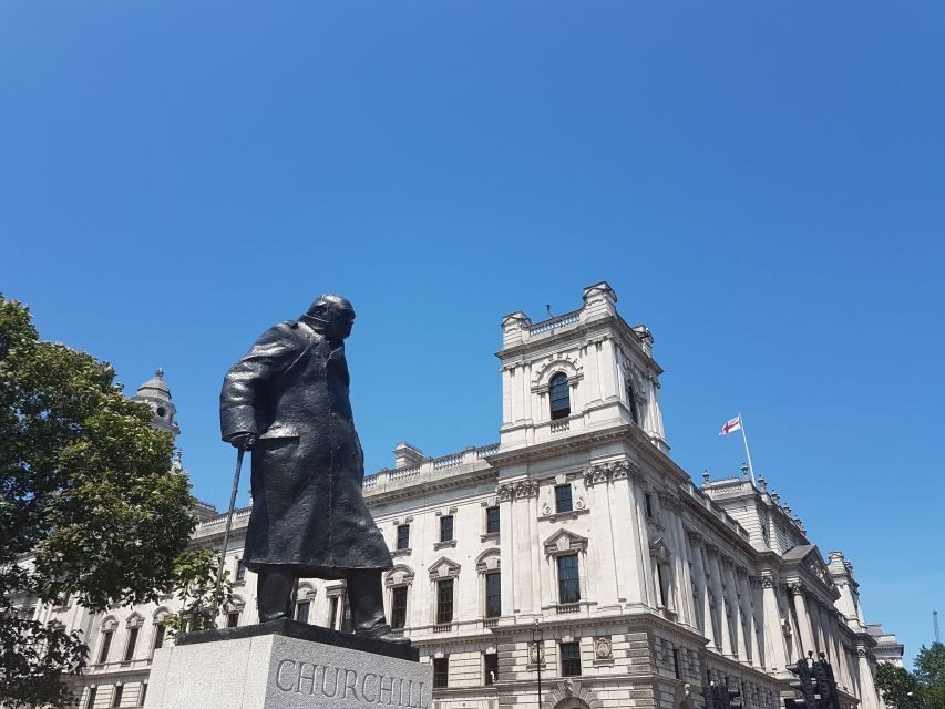 London: Thames River Cruise and 3-Hour Westminster Tour - Buckingham Palace and the 10am Changing of the Guard