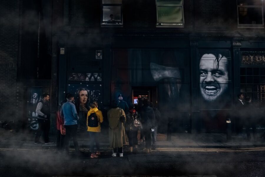 London: The Original Jack the Ripper Walking Tour - Starting at St Marys Whitechapel Church Memorial: setting the scene fast