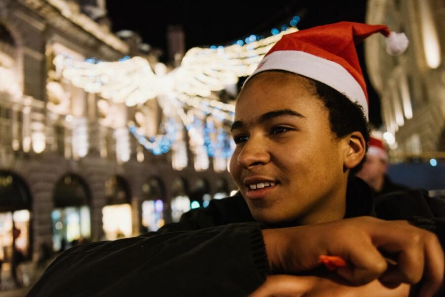 London: Tootbus Christmas Lights Tour incl walking tours - Key highlights you’ll actually care about