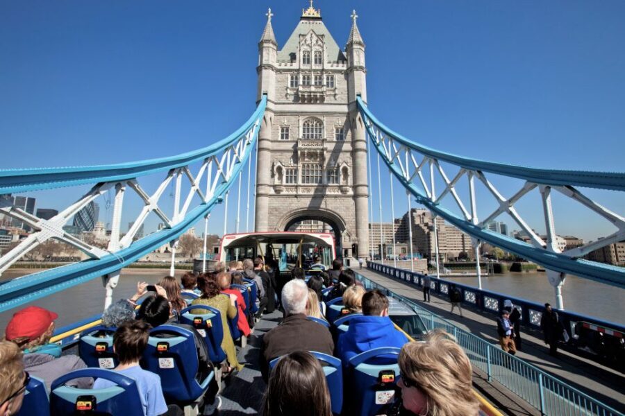 London: Tootbus Hop-on Hop-off with optional River Cruise - Westminster, the Parliament area, and the “pause and look” moments