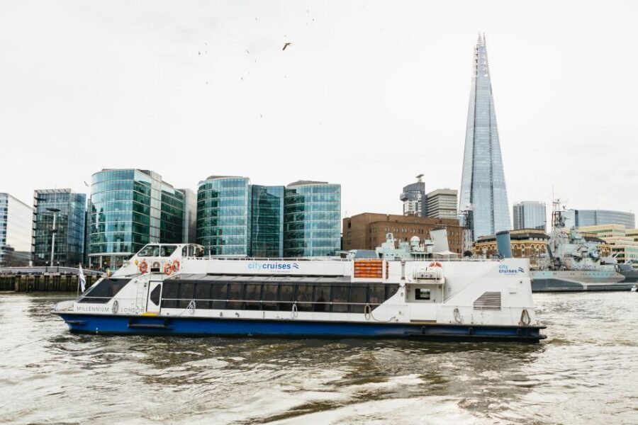 London: Tootbus Must-See Hop-On Hop-Off Bus Tour with Cruise - Thames cruise included: the river view plan with real departure windows