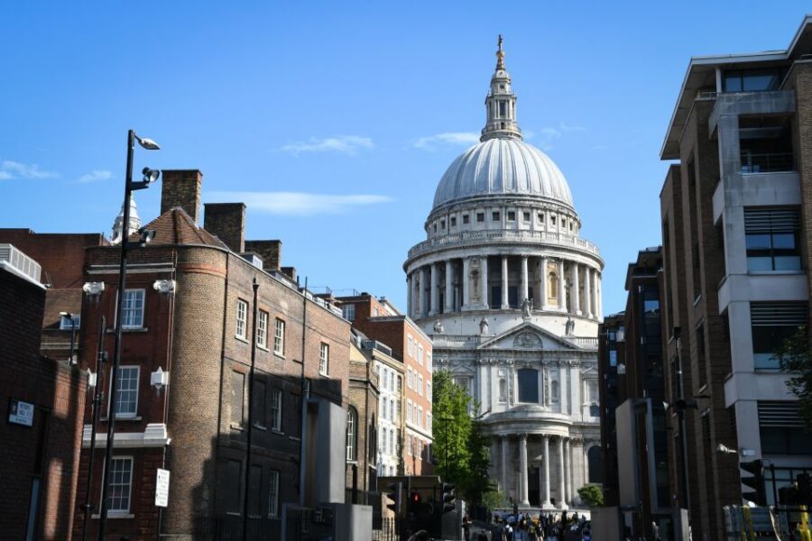 London: Top 30 Sights Tour and Sherlock Holmes Museum - Who Should Book This Tour (And Who Should Skip It)