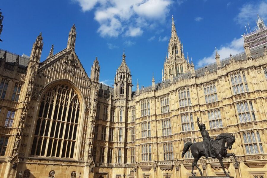 London: Top 30 Sights Walking Tour and Tower Bridge Exhibit - Buckingham Palace and Changing of the Guard on Mon/Wed/Fri/Sun