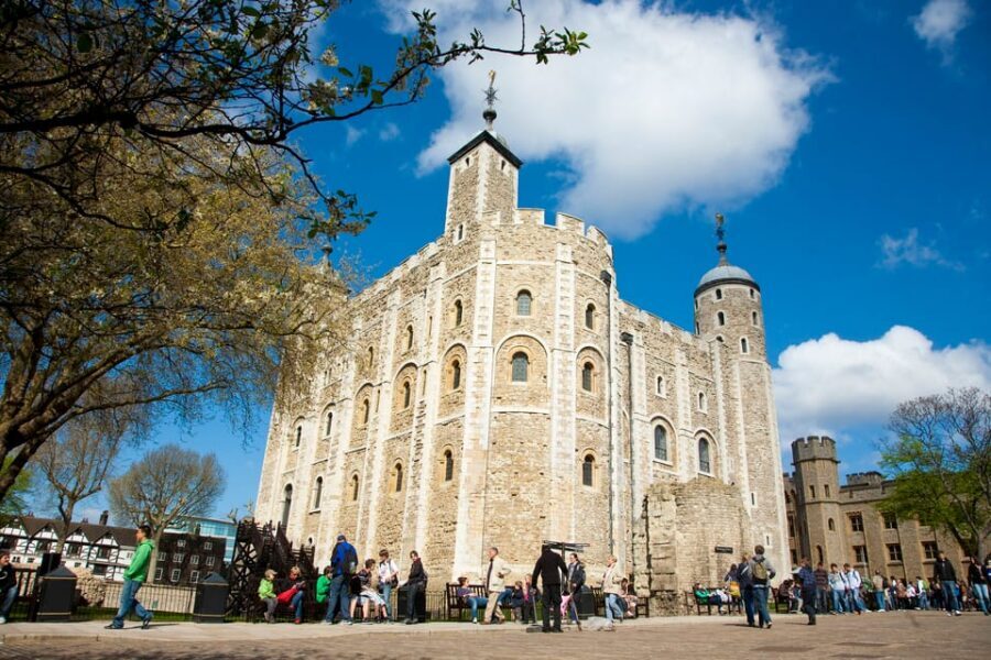 London: Tower of London, Hop-on, Hop-off Bus & River Cruise - Should You Book This Tower of London Bus and River Cruise?