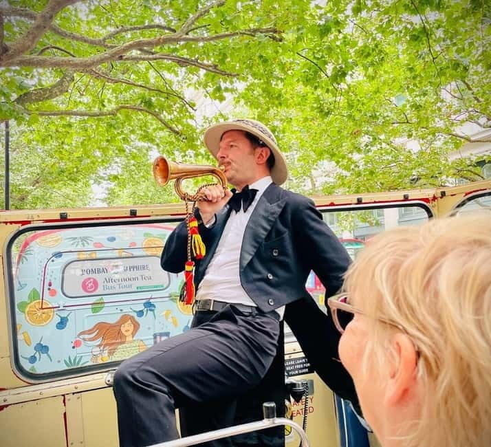 London Vintage Bus Tour: Live Comedy Sightseeing Show - Route changes, traffic, and why they are part of the deal