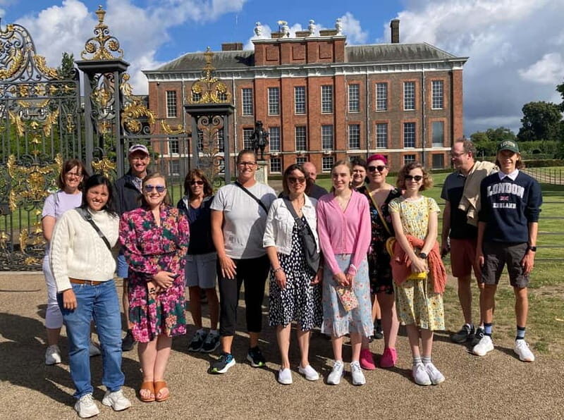 London: VIP Kensington Palace Gardens Tour & Royal High Tea - The optional upgrade: timed admission and what changes