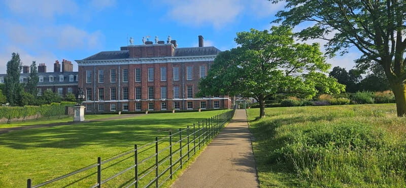 London: VIP Kensington Palace Gardens Tour & Royal High Tea - Stop 4: Royal High Tea at the Orangery (the part you’ll remember)