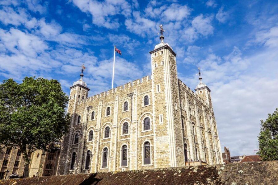 London: VIP Tower of London & Tower Bridge Early-Access Tour - Tower Bridge next: timed entry and a clean handoff