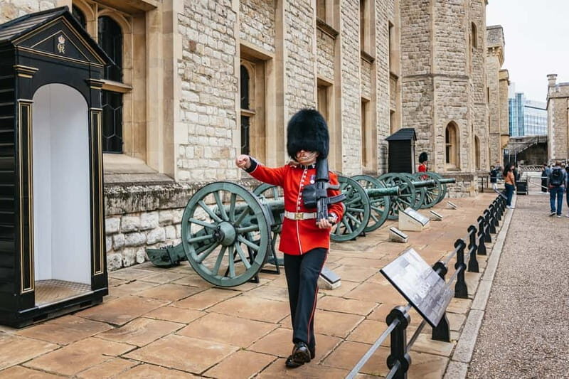 London: VIP Tower Opening Ceremony, Crown Jewels & Cruise - Entering early: Opening Ceremony, then first access to the Jewel House