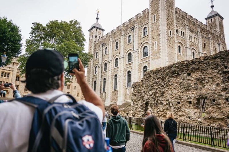 London: VIP Tower Opening Ceremony, Crown Jewels & Cruise - The full guided Tower walk: Execution Site to Torture Chambers