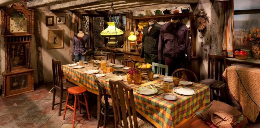 London: Warner Bros. Studio Tour with Hotel Pickup - Gringotts Wizarding Bank and the Lestrange Vault: Your Big WOW Room
