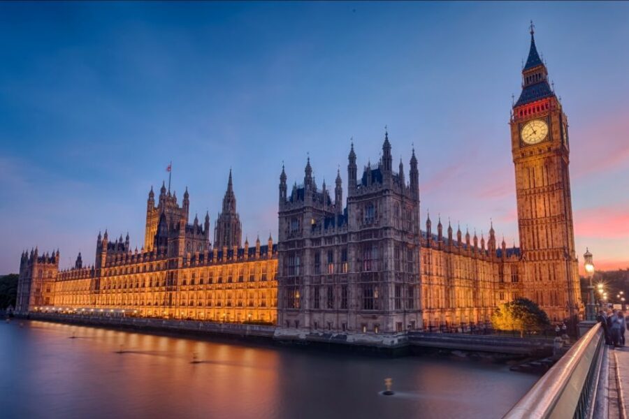 London: Westminster Abbey Guided Tour - Why Westminster Abbey feels different with a guide