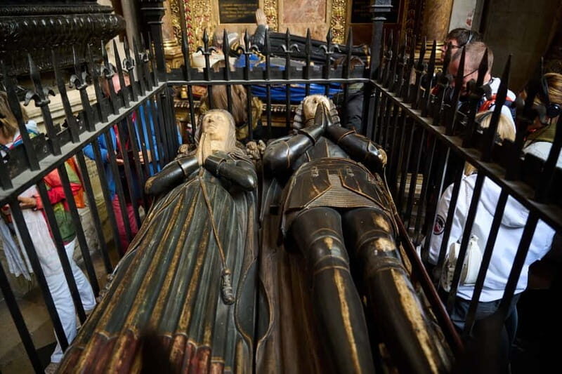 London: Westminster Abbey & Jubilee Galleries Guided Tour - Westminster Abbey makes more sense with skip-the-line and a guide