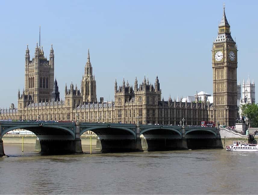 London: Westminster Abbey & Optional Parliament Tour - Big-name events you can actually point to
