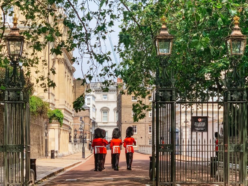 London: Westminster and Changing of the Guard Tour - Westminster Abbey exterior: you see it all in one glance