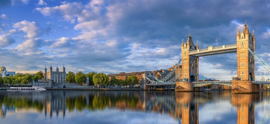 London: Westminster to Tower Bridge River Thames Cruise - One-Way vs Round-Trip: Which Option Fits Your Day