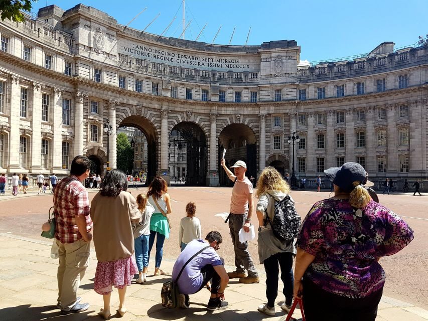 London: Westminster Tour, Tower of London & Tower Bridge - Meeting at The Ritz and getting your bearings in Green Park
