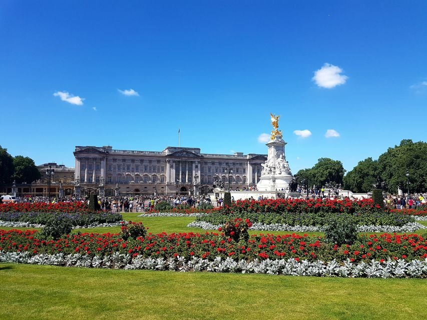 London: Westminster Walking Tour & The Tower of London Entry - Whitehall, Horse Guards Parade, and 10 Downing Street in the Same Walk