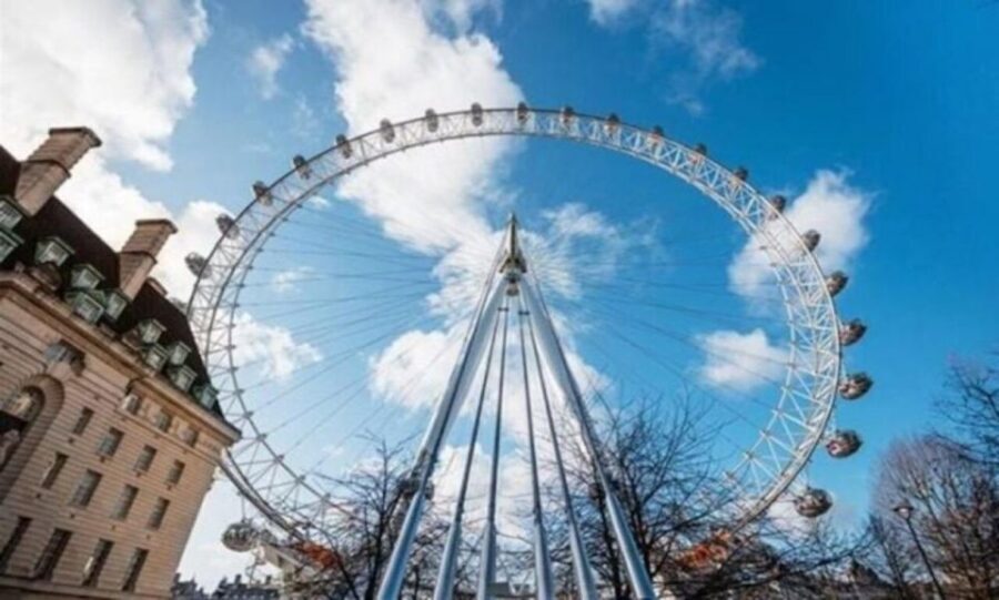 London: Westminster Walking Tour & Visit Tower Bridge - Parliament Square and Westminster Abbey: where the walk starts to feel iconic
