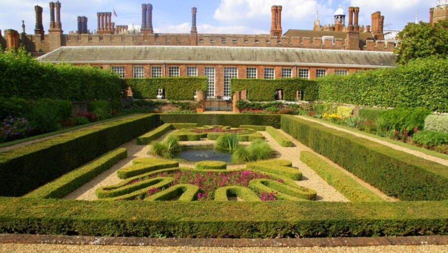 London: Windsor Castle & Henry VIII's Hampton Court Palace - FAQ
