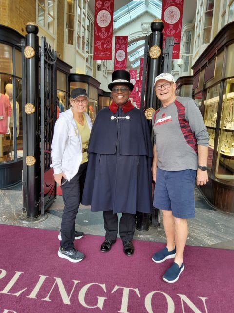 Luxury Private Tour in London with Lunch - Tower of London Area and the Photo Stops That Matter