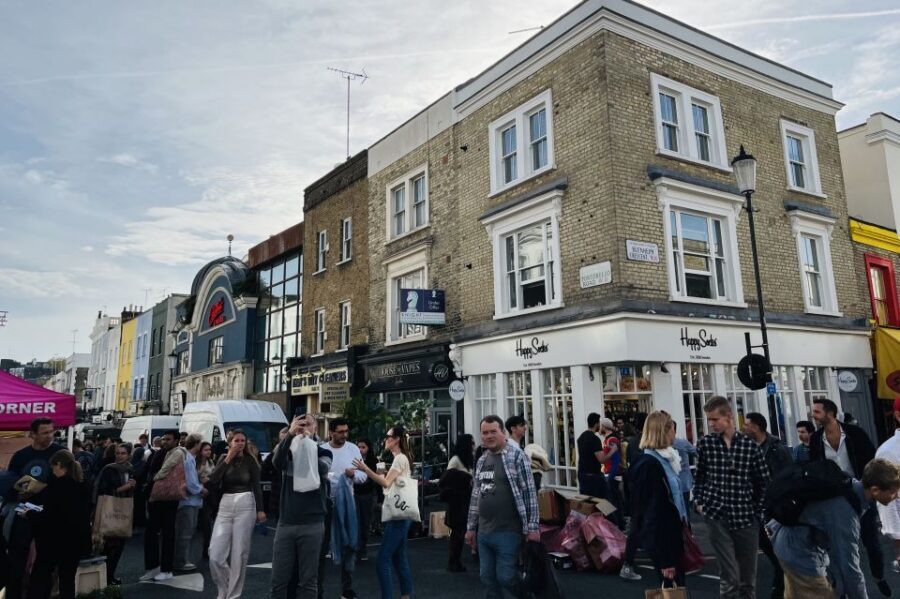 Notting Hill Walk Celebrities and Film Locations- London - Kensington Park Gardens and Stanley Gardens: where the neighborhood sells the story