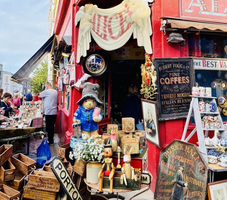 Notting Hill Walk Celebrities and Film Locations- London - Portobello Road and Chepstow Villas: the movie-neighborhood gateway
