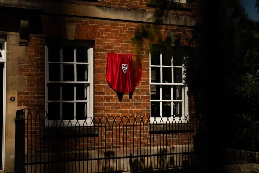 Oxford: Alumni-Led Walking Tour w/New College Entry Option - New College Entry Option: A Beautiful Finish If You Choose It