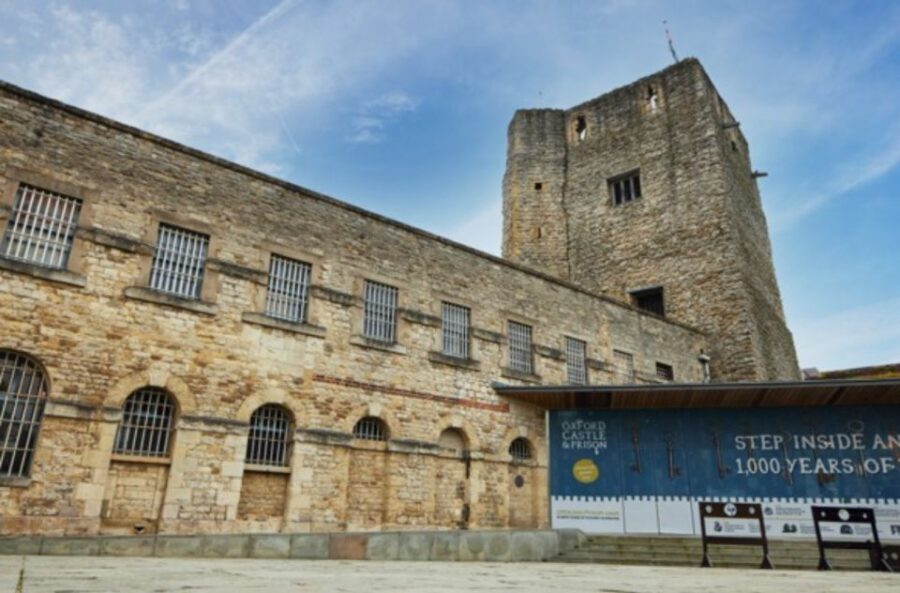 Oxford Castle and Prison: Guided Tour - Key things you’ll notice right away