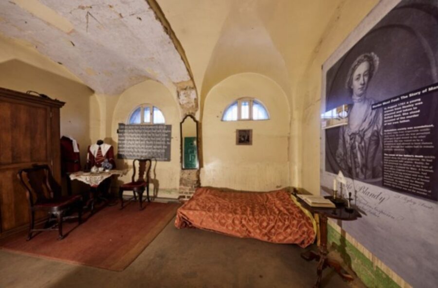 Oxford Castle and Prison: Guided Tour - How the 50-minute guided tour is paced