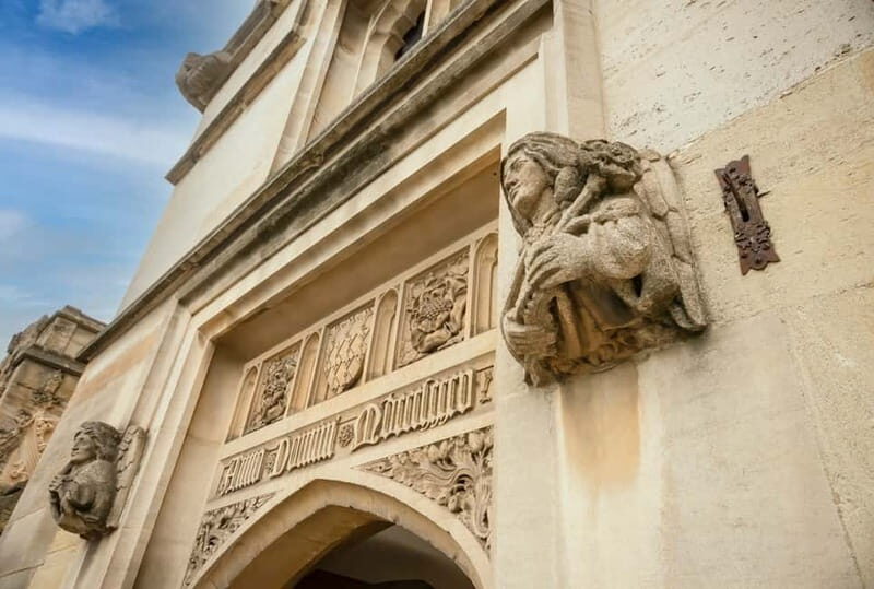 Oxford: City and Universities Express Tour & Audio Guide - Meeting at Oxford Visitor Information Point on High Street