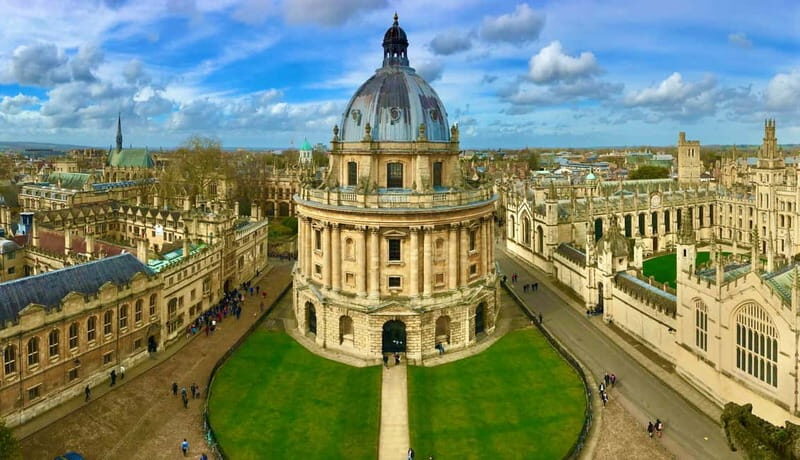 Oxford: City and Universities Express Tour & Audio Guide - All Souls College and Radcliffe Camera: classic Oxford drama